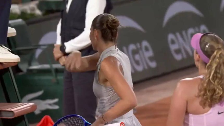 No handshake! French Open semi-final sparks controversy - Watch