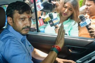 'On his way back': Sena (UBT) hopeful rebel MP Nimbalkar may not defect