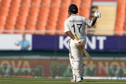 'Playing such a shot is mind-boggling': Ashwin tears into Rishabh Pant