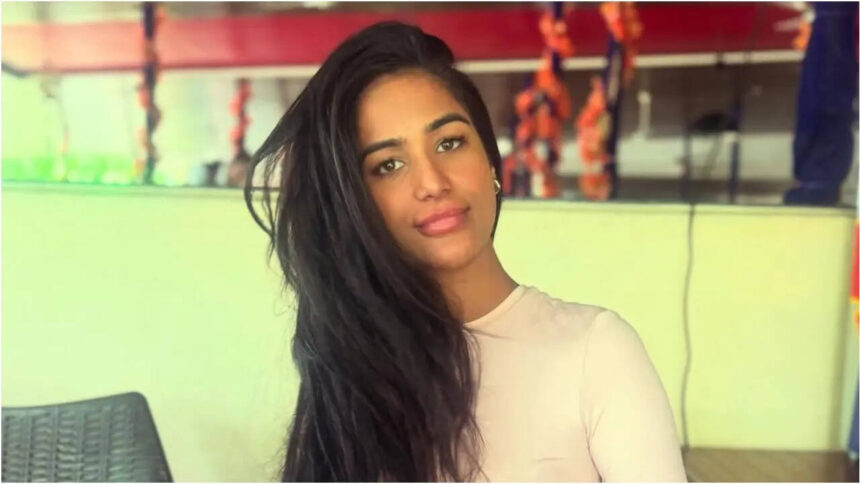 Poonam Pandey REACTS to Pranit's Rs 370 biryani controversy