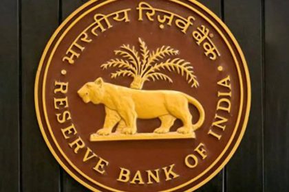 RBI survey: Weak sentiment among consumers, say analysts