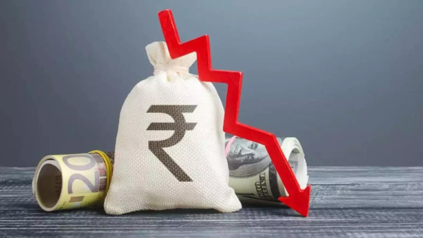 Rupee falls 34 paise to close at 95.19 against US dollar amid rising crude prices