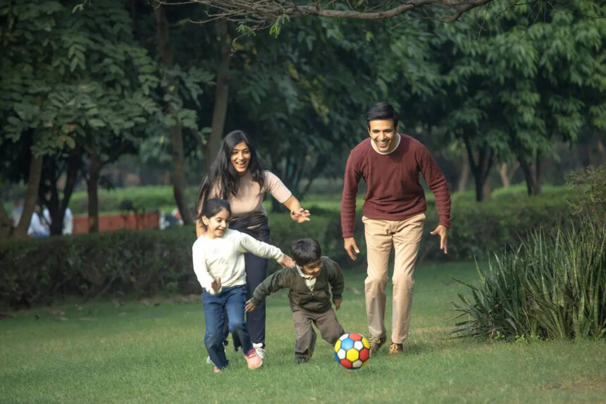 The surprising trait shared by children who stay close to parents as adults