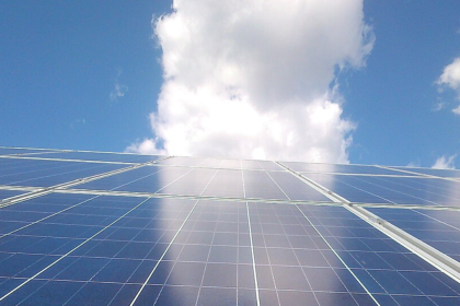 Trains in Switzerland are now running over solar panels in a world-first clean energy test