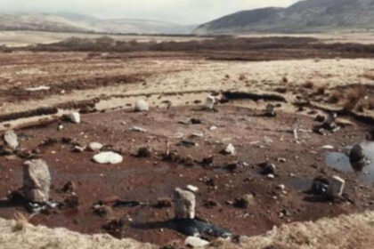 A 5,000-year-old ritual circle was hidden under a Scottish island; archaeologists found it without digging