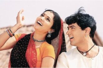 Aamir and Gracy recreate iconic Lagaan scene