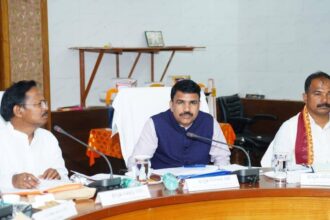 After Pradhan’s exit, Odisha oppn trains guns on Gond over textbook errors
