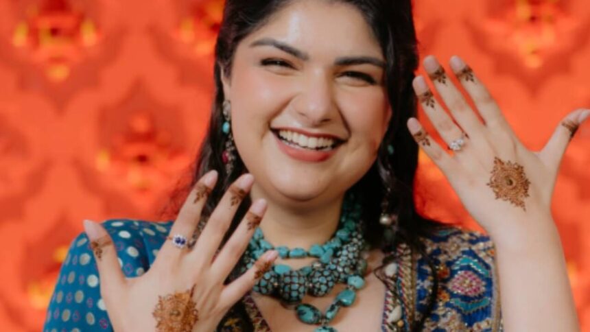 Anshula's Mehendi celebrations: Karisma , Sonam, and more Bollywood stars joins