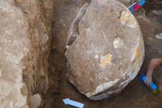Archaeologists unearthed a rare 2,600-year-old Assyrian stele, a decade after ISIS damaged the city
