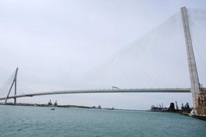 Canada gives share of bridge profits to US to get Trump nod