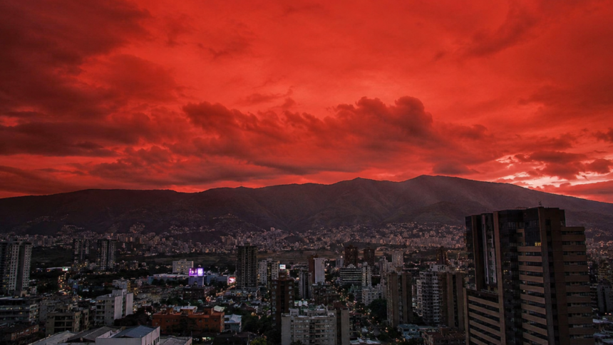Caracas sky turns blood-red after Venezuela earthquakes: Scientists explain 'candilazo'