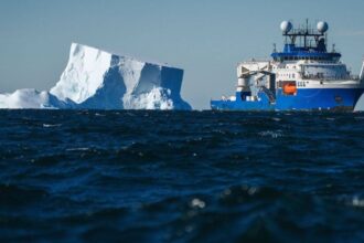 Chicago-sized iceberg A-84 breaks away from Antarctica: Scientists warn melting ice could raise sea level and threaten coasta