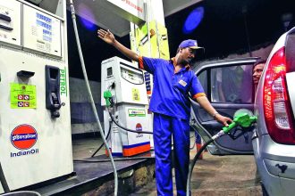Clean-fuel commercial vehicles' permit waiver capped at 7 years