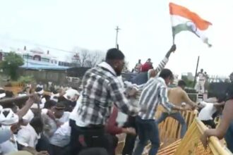 Demand for MSP, reforms: Protesting farmers breach police barricades enroute to Bhopal