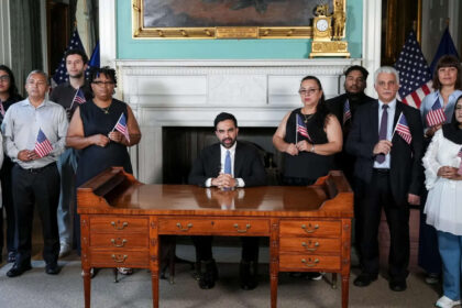 Did Zohran Mamdani sit on the wrong side of George Washington's desk? Billionaire Bill Ackman says it's evident the NYC mayor