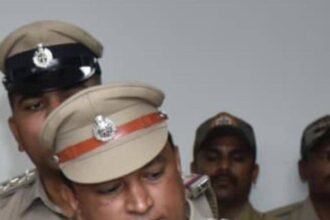 Fraudsters impersonate IPS officer on FB, cheat Bengaluru man of Rs 40,000
