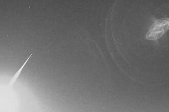 High-speed fireball meteor with thunderous flashes and sonic boom passed over New Zealand sky, researchers say it could offer