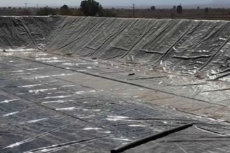 India excavated a 28 km artificial lake in the Thar Desert to line it with a plastic sheet: Aims to supply water to 5 million