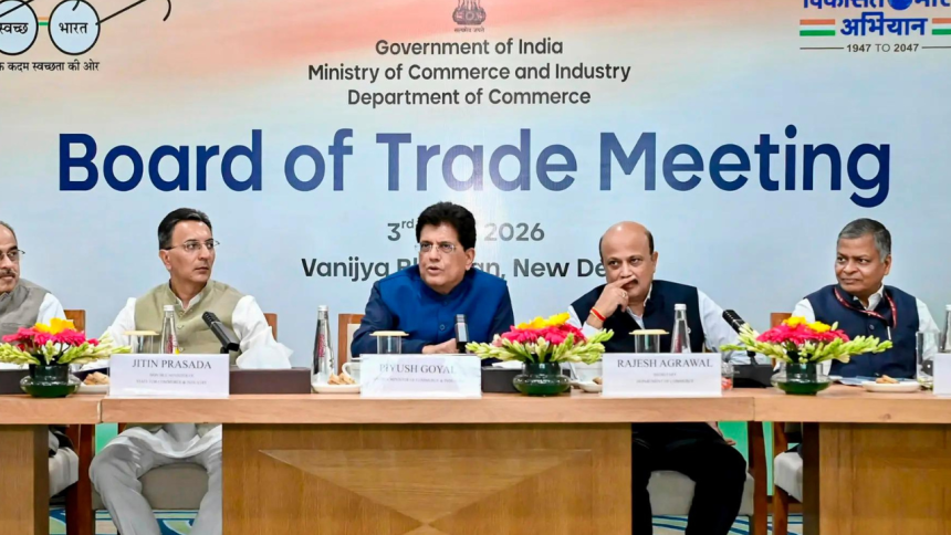 India sets $1 trillion export goal for FY26 as merchandise, services trade rise