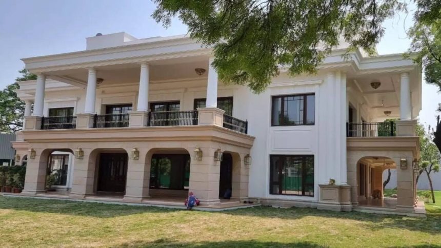 Kejriwal's 'Sheesh Mahal' to guest house: Delhi govt may rope in private firm to run bungalow