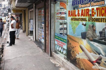 Kolkata Traders & Hoteliers Prepare To Reopen As India Resumes Bangladesh Visas