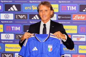 'Like losing the woman of your life': Mancini apologises after dramatic Italy return