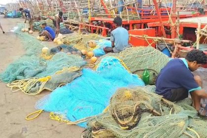 Marine fishermen end 18-day strike after oil firms assure adequate diesel supply