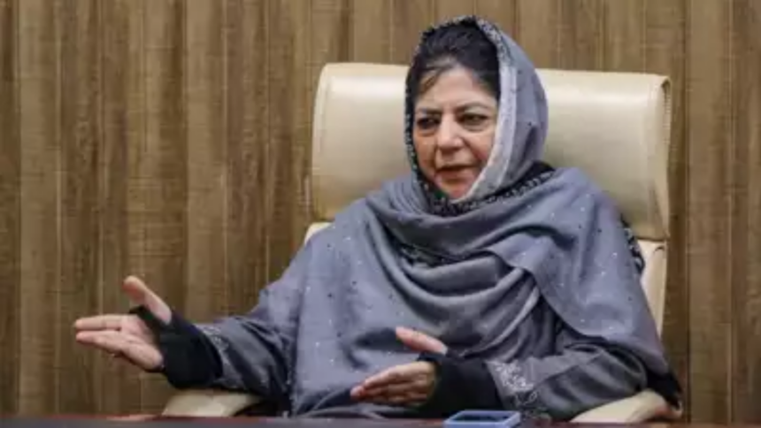 Mehbooba rejects Farooq’s invite to join Jantar Mantar protest; Engineer Rashid to walk barefoot in solidarity