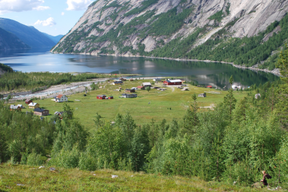 Northern Norway’s coastal towns face storms, erosion and energy stress: And scientists say climate plans must cut emissions