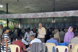 One family, many BLOs: Voters rush in different directions to finish paperwork