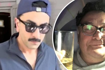 Ranbir's wallpaper of dad Rishi Kapoor wins hearts - PICS