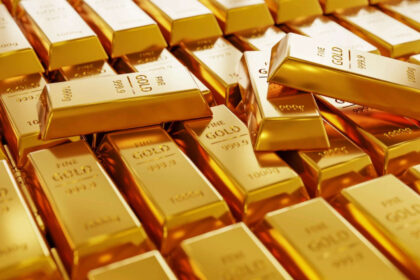 Scientists finally know why gold never tarnishes, and the secret lies in its self-protecting surface