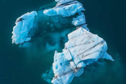 Scientists warn melting glaciers could form more than 50,000 new lakes in areas covered by ice