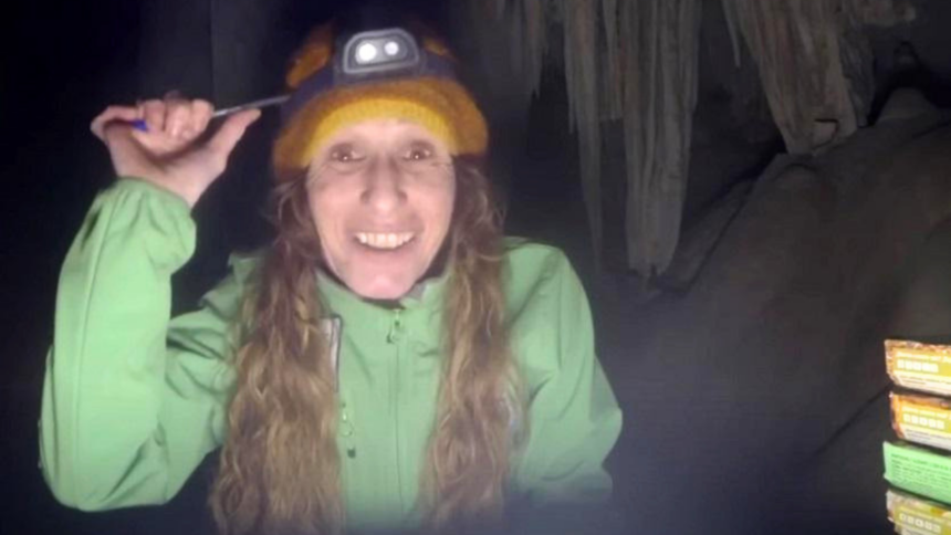 Spanish athlete locked herself inside a 230-foot-deep cave for 500 days in an unusual experiment. When she came out, she thou