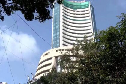Stock market today: Sensex climbs over 800 points; Nifty gains 1%