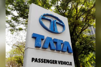 Tata Motors pips M&M to regain No 2 ranking