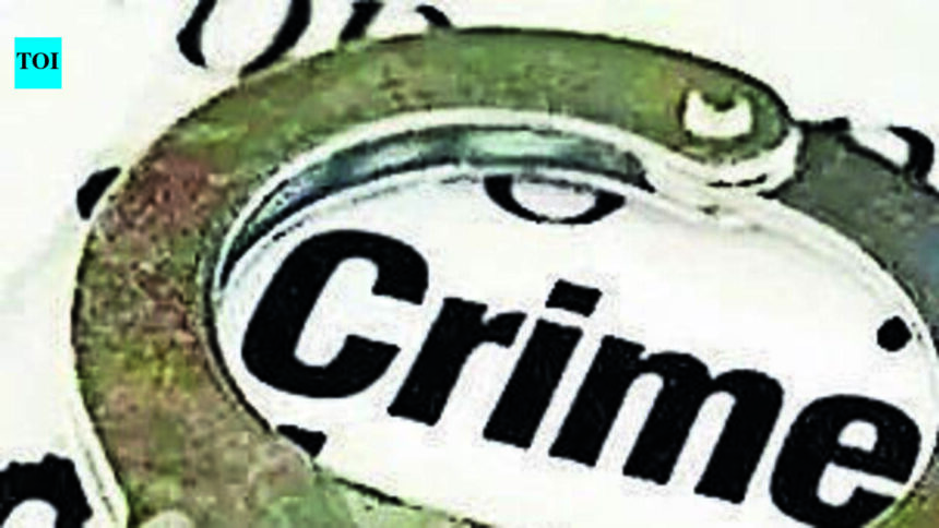 Three arrested for theft at a supermarket in Mulanthuruthy