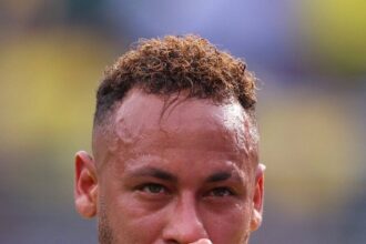 "Wasted talent": Fans split over Neymar's retirement after Brazil's shocking World Cup exit