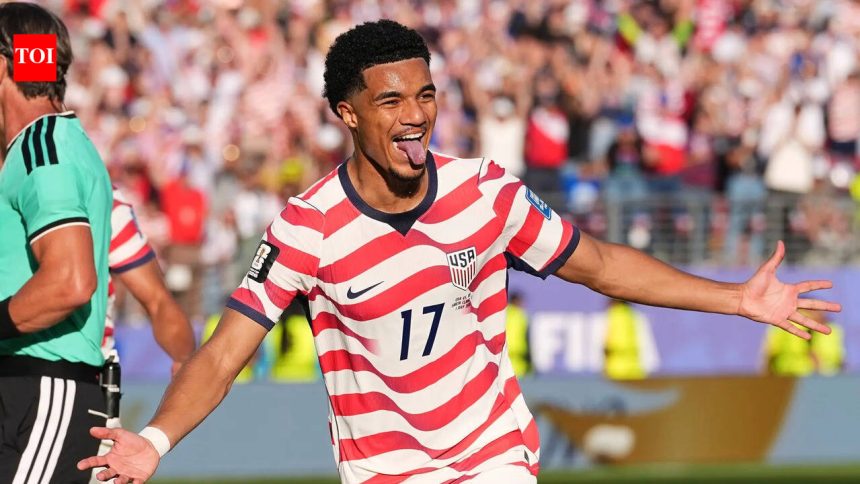 Watch: Malik Tillman's stunning free-kick after Folarin Balogun's red card sends USA into FIFA World Cup Round of 16