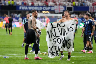 White House sends clear message after calls for FIFA to punish Argentina players over Falklands banner