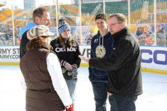 Who are Sidney Crosby's parents? Everything to know about the Pittsburgh Penguins captain's biggest supporters and family