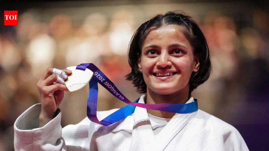 A red-letter Dey for UP Police SI as Asmita wins historic CWG gold