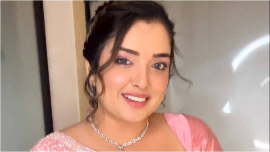 Aamrapali prioritises adoption: Actress wants daughter before marriage
