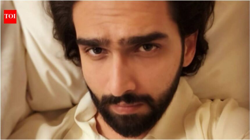Amaal Mallik says 'Yeh Awarapan' is a tribute to 'Toh Phir Aao' and 'Tera Mera Rishta'