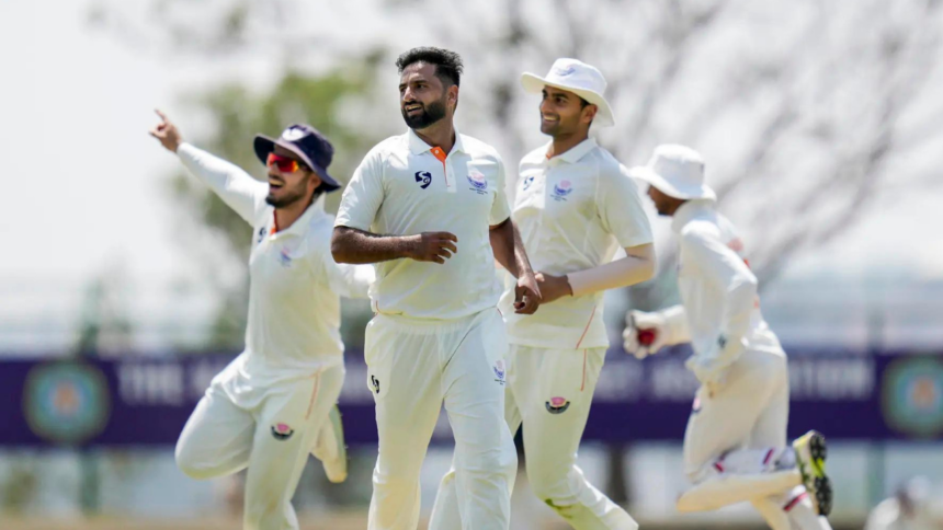 'Auqib Nabi shouldn't have come as a replacement': Ex-cricketer on India squad