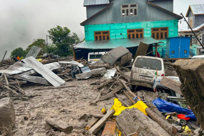 Cloudburst damages structures in Kishtwar; rain halts Amarnath Yatra