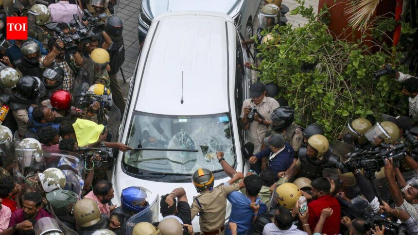 Four more get bail in case related to attack on ED officials during raid on Kerala ex-CM’s home