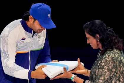 Glasgow to Ahmedabad: Gujarat receives Commonwealth Games flag as 2030 countdown begins