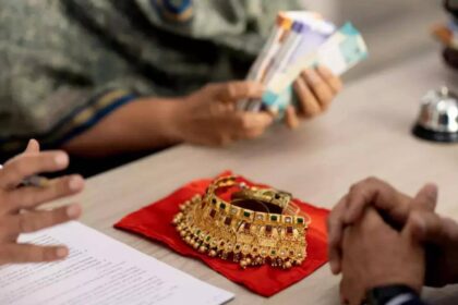 Gold loans jump 94% y-o-y, fuel bank credit growth in Q1