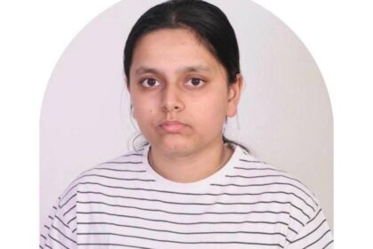 Kitaab4u: Teen builds textbook bridge for 6,000 students; model now expanding beyond Delhi
